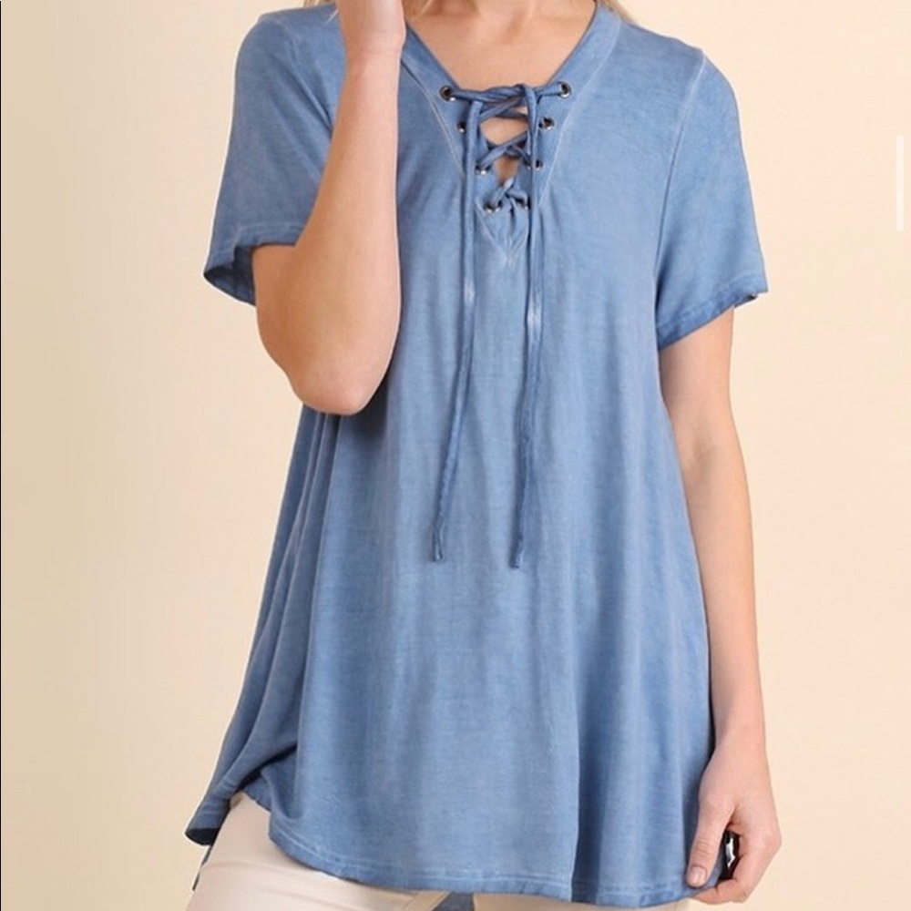 *LAST ONE SIZE LARGE* Tie up blue top
